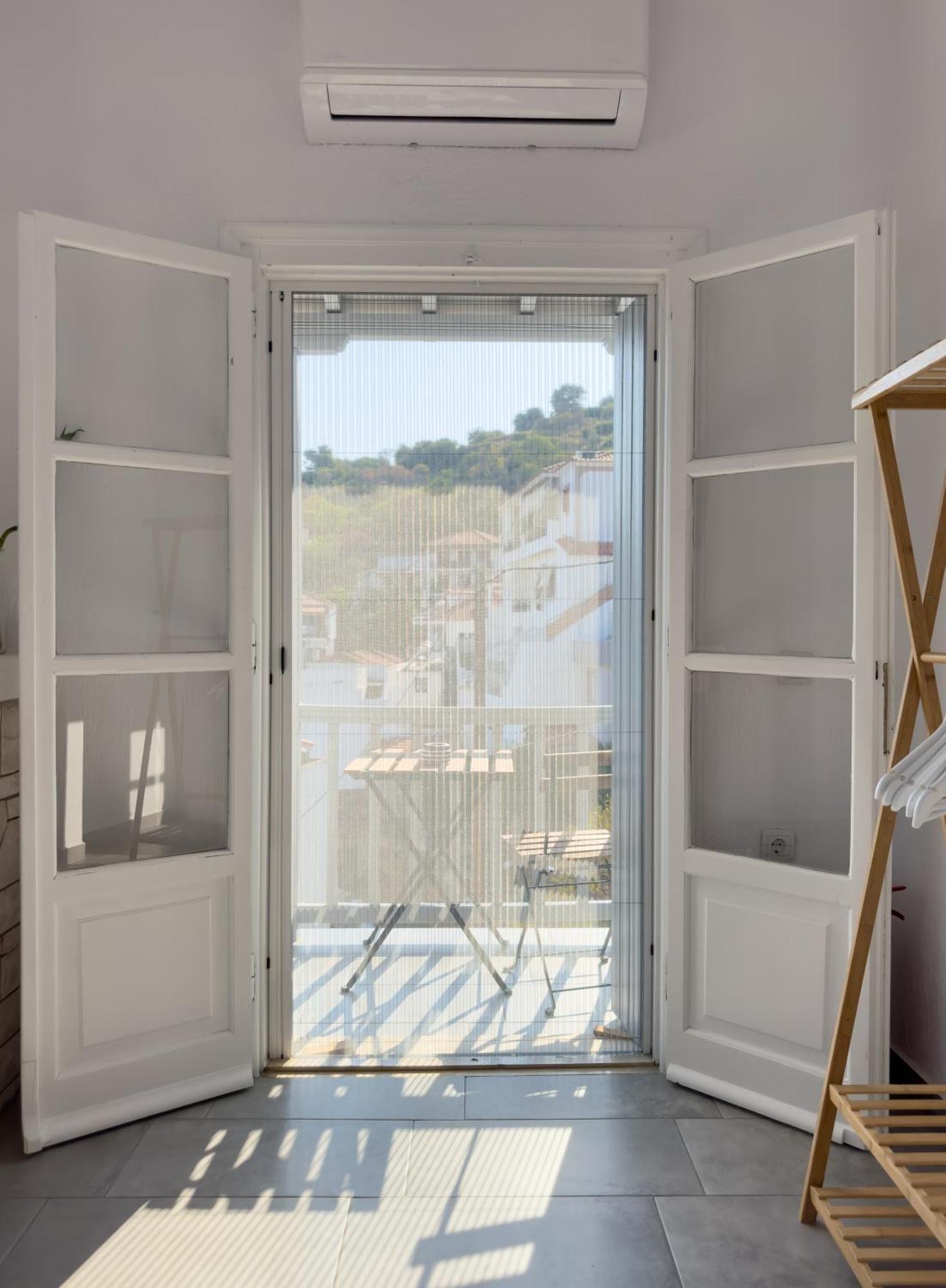 The Botanist Guesthouse Skopelos Eksteriør billede