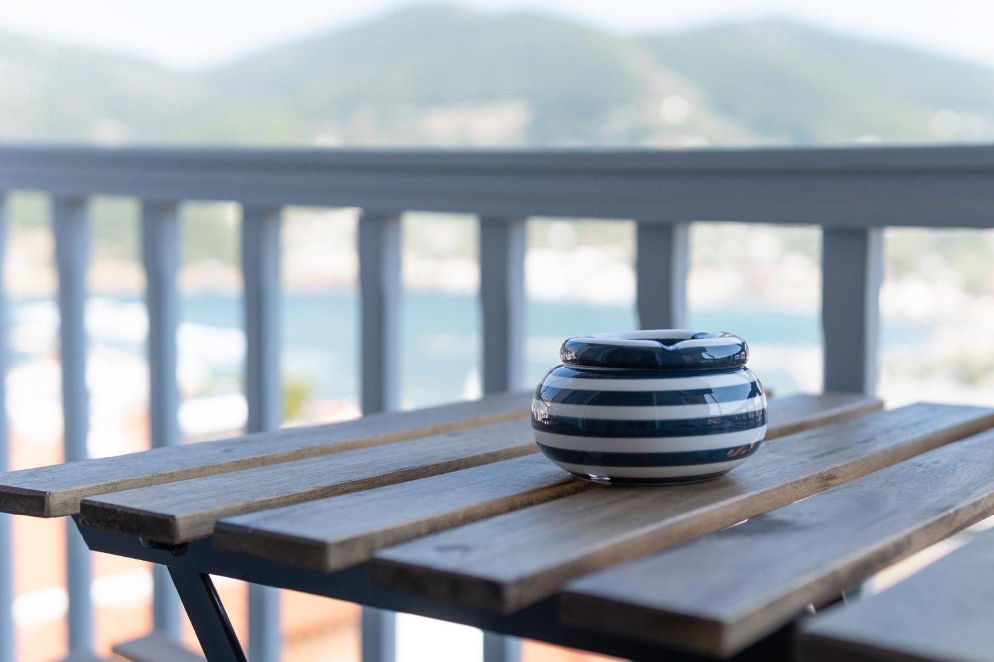 The Botanist Guesthouse Skopelos Eksteriør billede