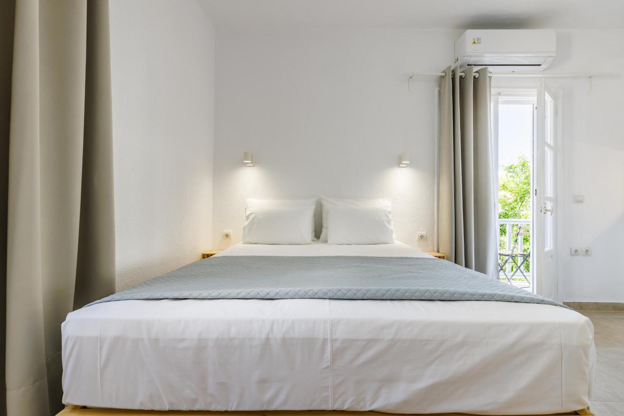 The Botanist Guesthouse Skopelos Eksteriør billede